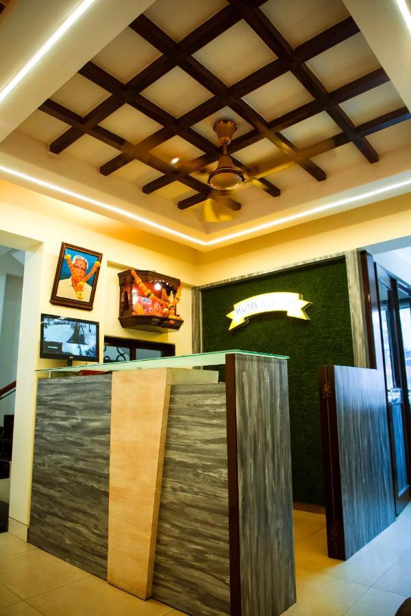 Hotel Ashoka Mire 外观 照片